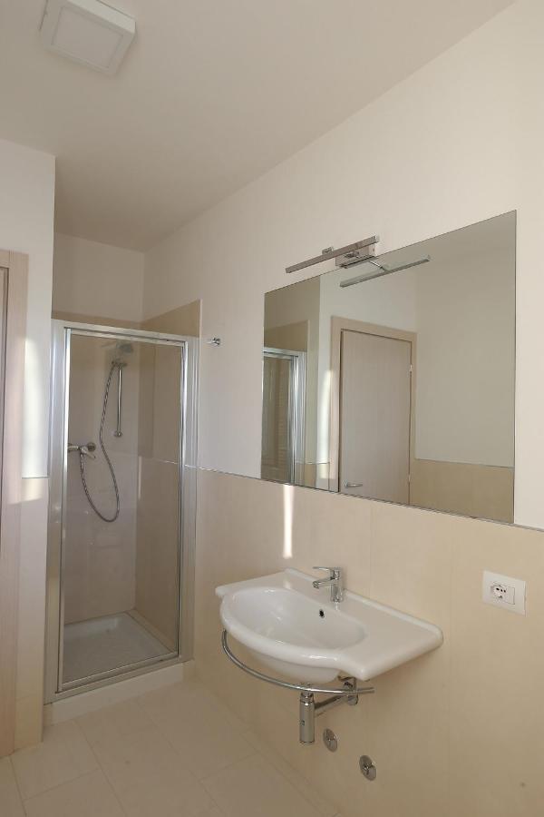 Residenza Riva Azzurra Aparthotel Rimini Szoba fotó